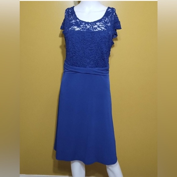 Motherhood Maternity Cap Sleeve Lace Inlet Dress Size M Royal Blue Back Tie - Picture 10 of 13